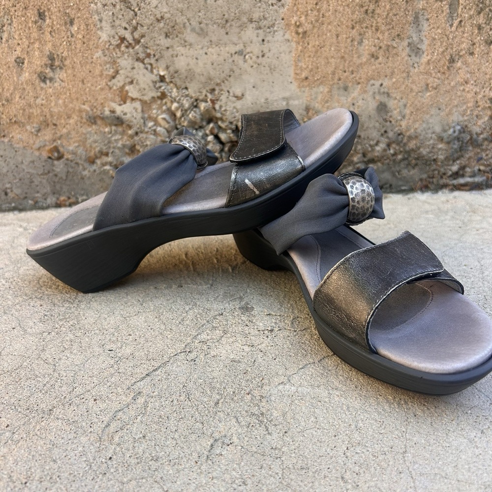 Naot Pinotage Black Leather Treasure Metallic Slide Sandal Women's 41 Excellent!